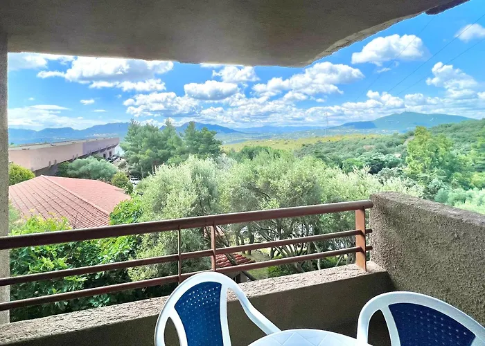 Superior In In Cugnana Apart Otel 3*
